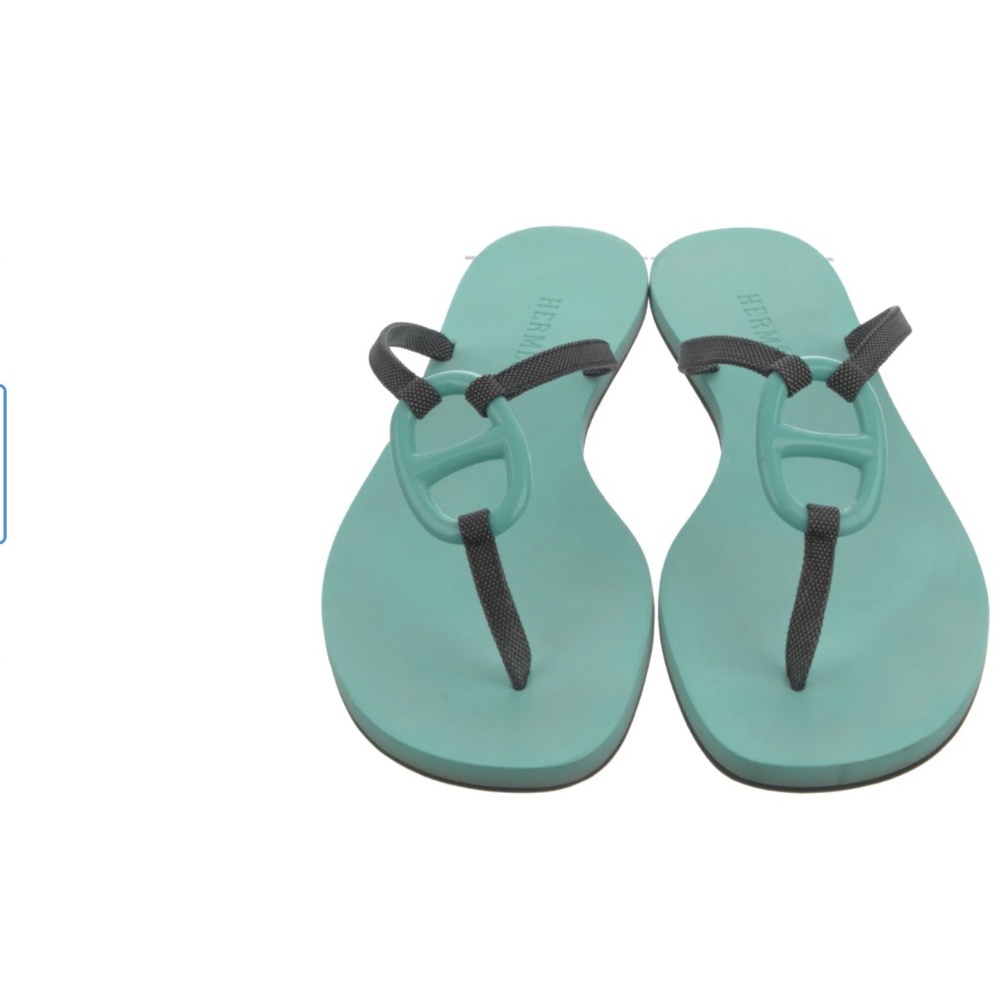 Hermes Kara Nera rubber slides